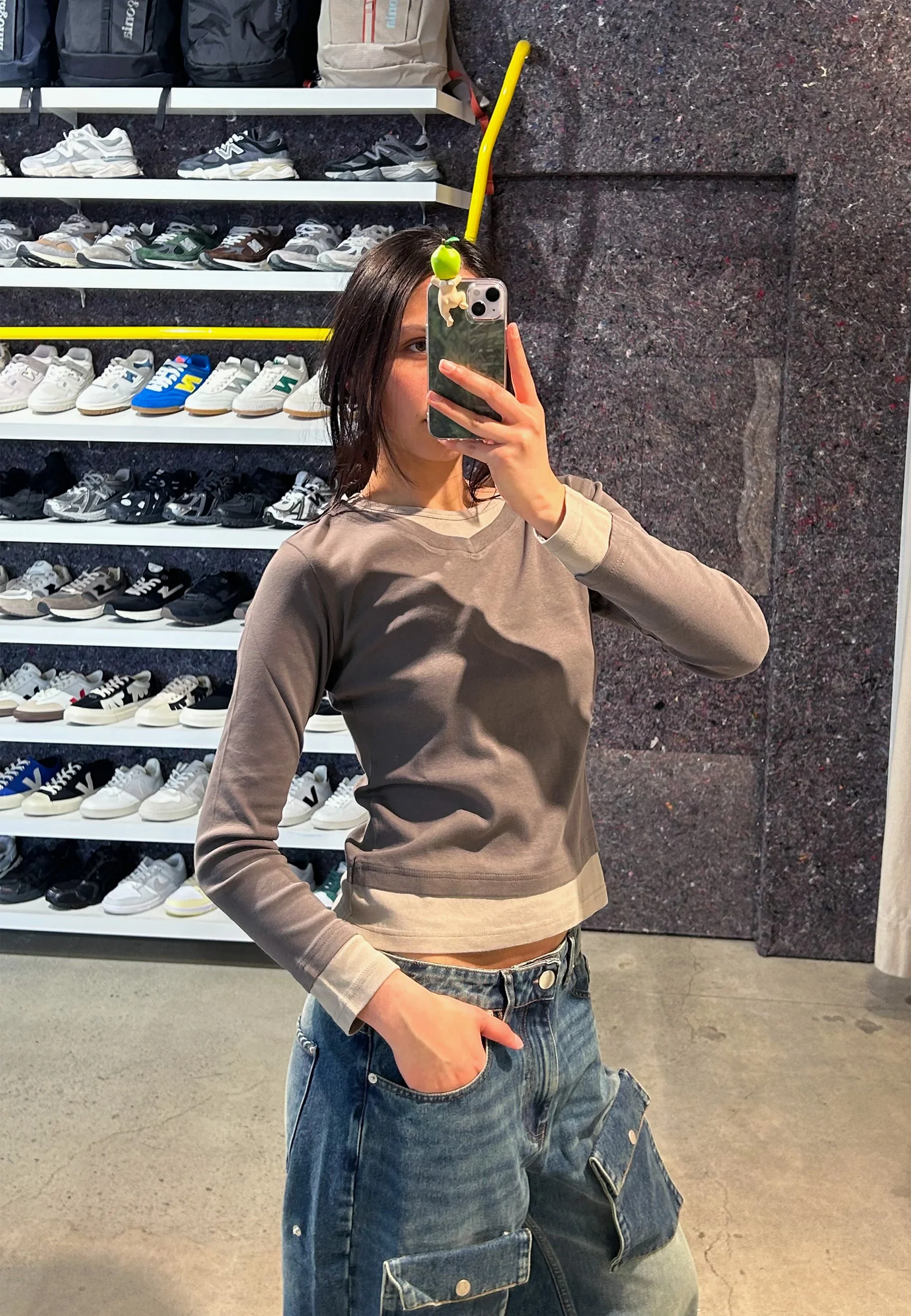 Thumb 4